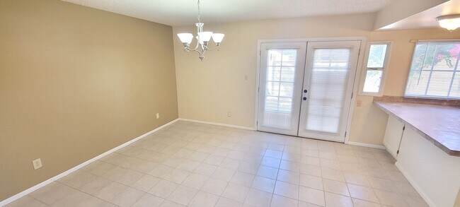 Building Photo - Scottsdale