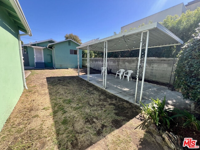 Building Photo - 4316 Perlita Ave