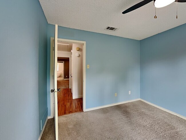 Building Photo - 10114 Branwood Ln
