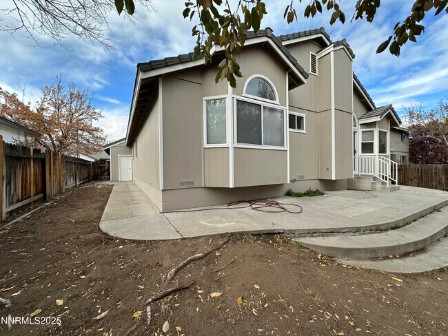 Building Photo - 6136 Greenbrook Dr