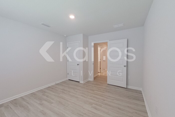 Building Photo - 154 Metalmark Dr