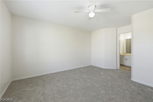 Building Photo - 600 Squire Cir