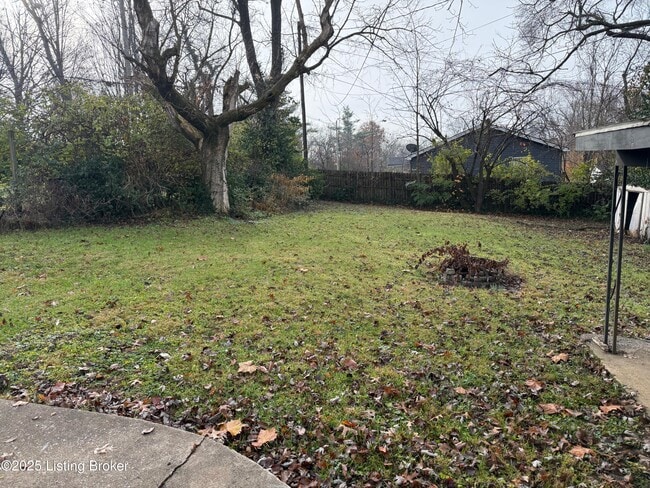 Building Photo - 1308 Chestnut St