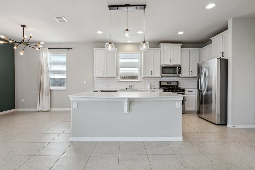 Building Photo - 10210 Ansel Dr