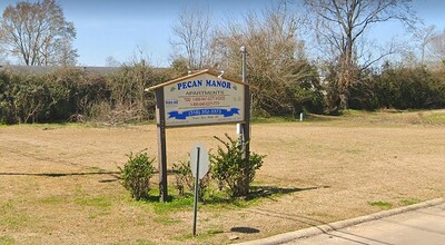 Building Photo - 230 Fairgrounds Rd