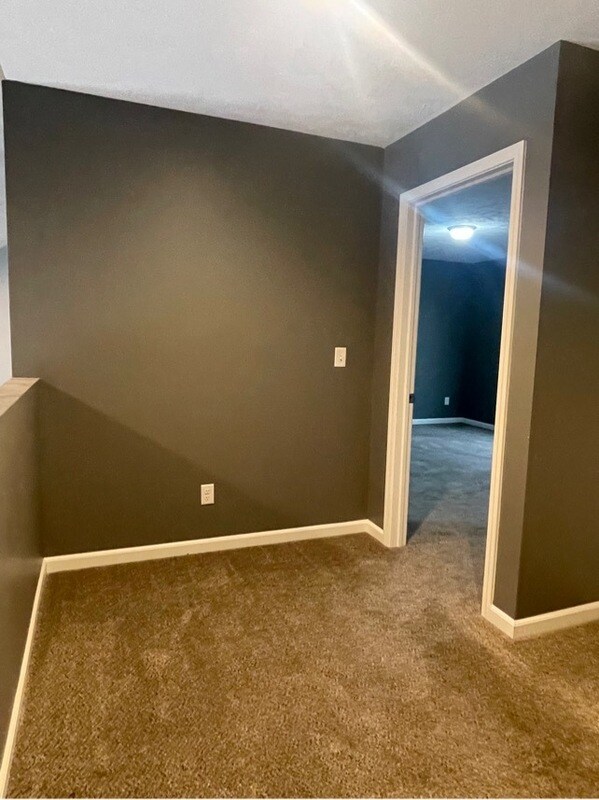 Building Photo - 2304 W George St