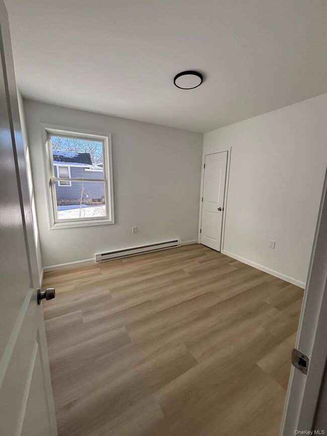 Building Photo - 237 Beaver Dr