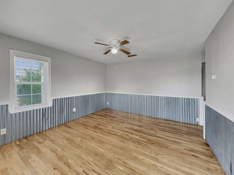 Building Photo - 2610 39th St