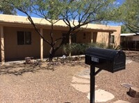 Building Photo - SHORT TERM RENTAL - APRIL - MID JULY