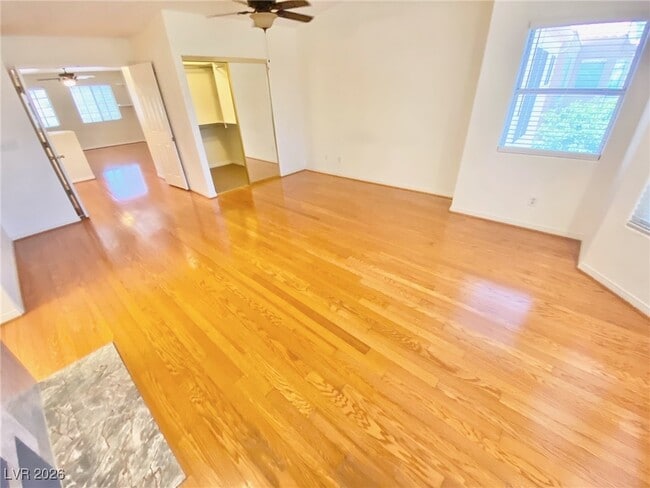 Building Photo - 8412 Bay Crest Dr