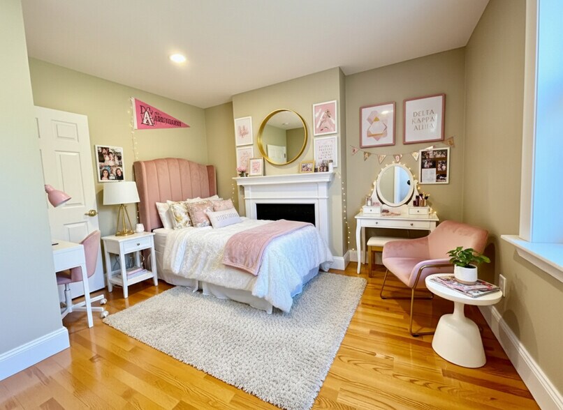 Building Photo - 76 Egmont St