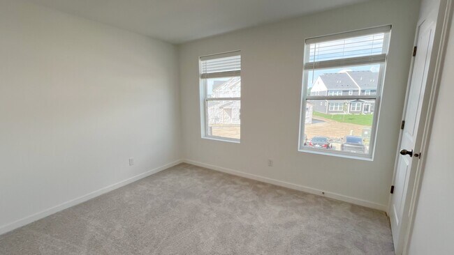 Building Photo - 14473 103rd Pl N