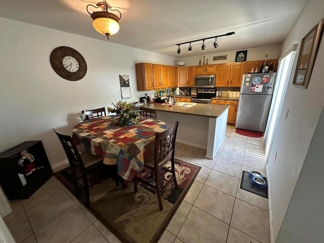 Building Photo - 246 Charter Way