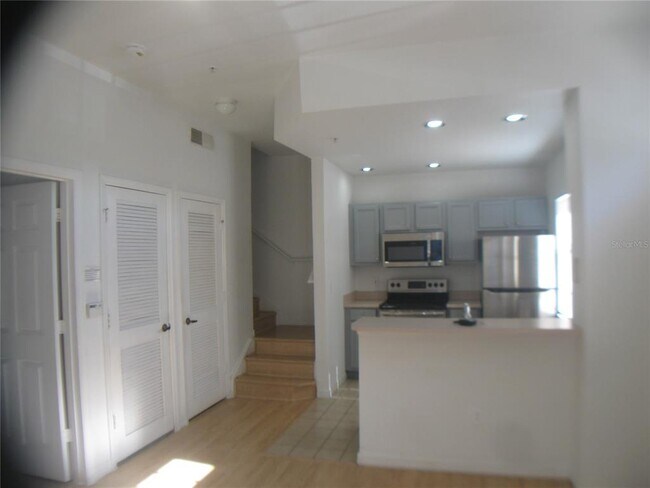 Building Photo - 2208 San Vittorino Cir