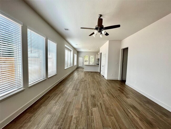 Building Photo - 508 Burnaby Ct