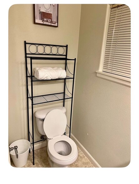 Building Photo - 19129 SW Zoe Ln