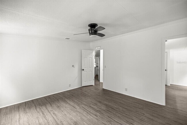Building Photo - 16200 SW 57 St