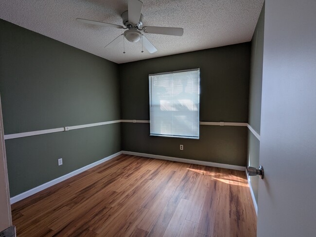 Building Photo - 861 Blackgum Ct