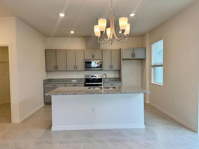 Building Photo - 9564 Westside Hls Dr