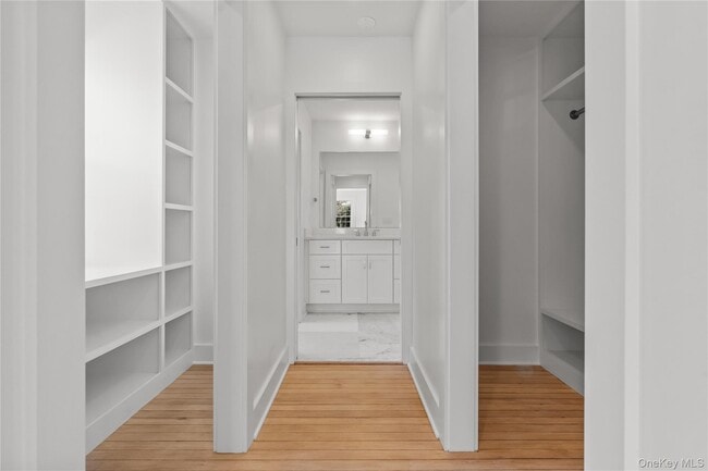 Building Photo - 26 Latimer Ln