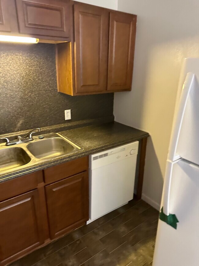 Building Photo - 1106 NW 7th St