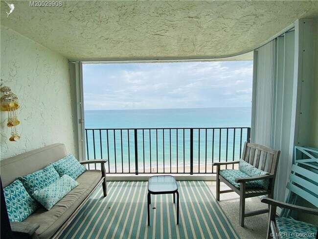 Building Photo - 9400 S Ocean Dr