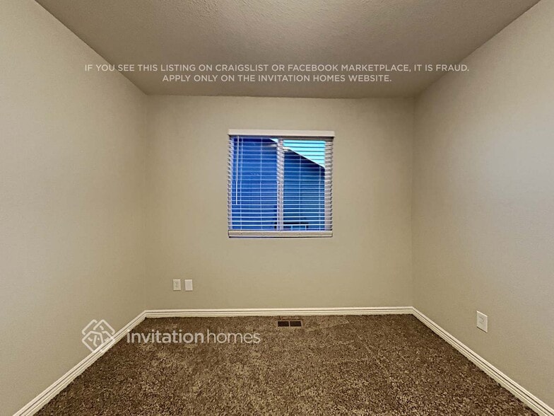 Building Photo - 5554 Kingsboro Dr