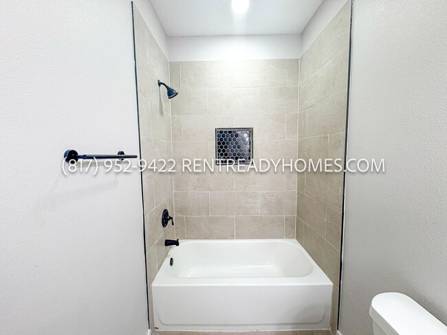 Building Photo - 6534 Myrtle St