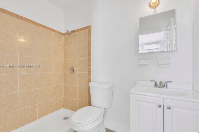 Building Photo - 26542 SW 138th Ct