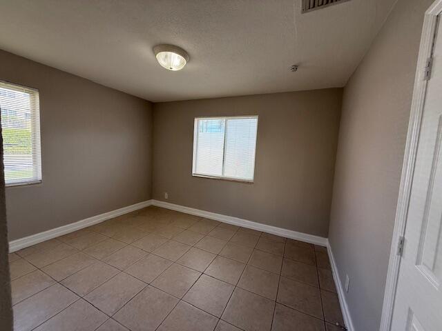 Building Photo - 400 Metcalf Ct