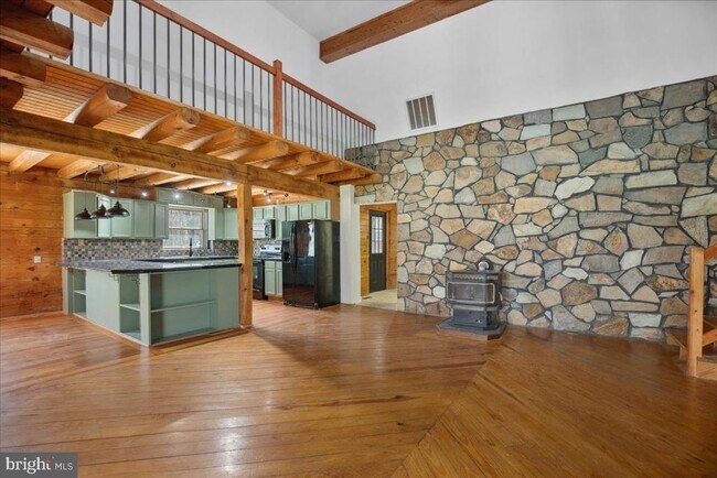 Building Photo - 2200 Blanchard Pl