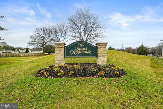 Building Photo - 3525 Laurel View Ct