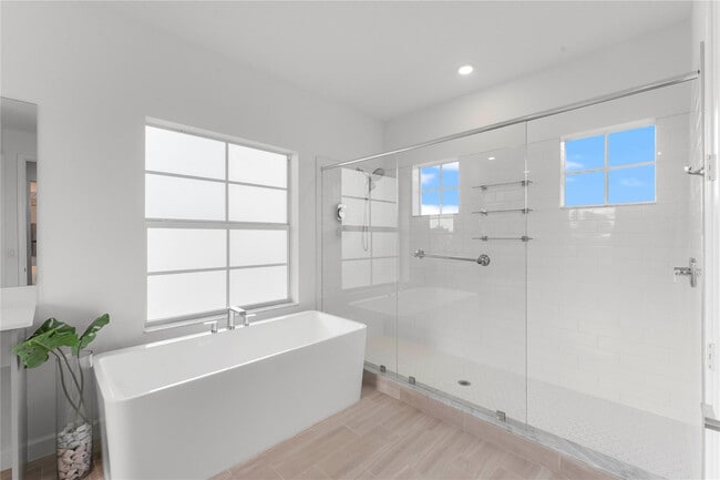 Building Photo - 624 Hookline Cir