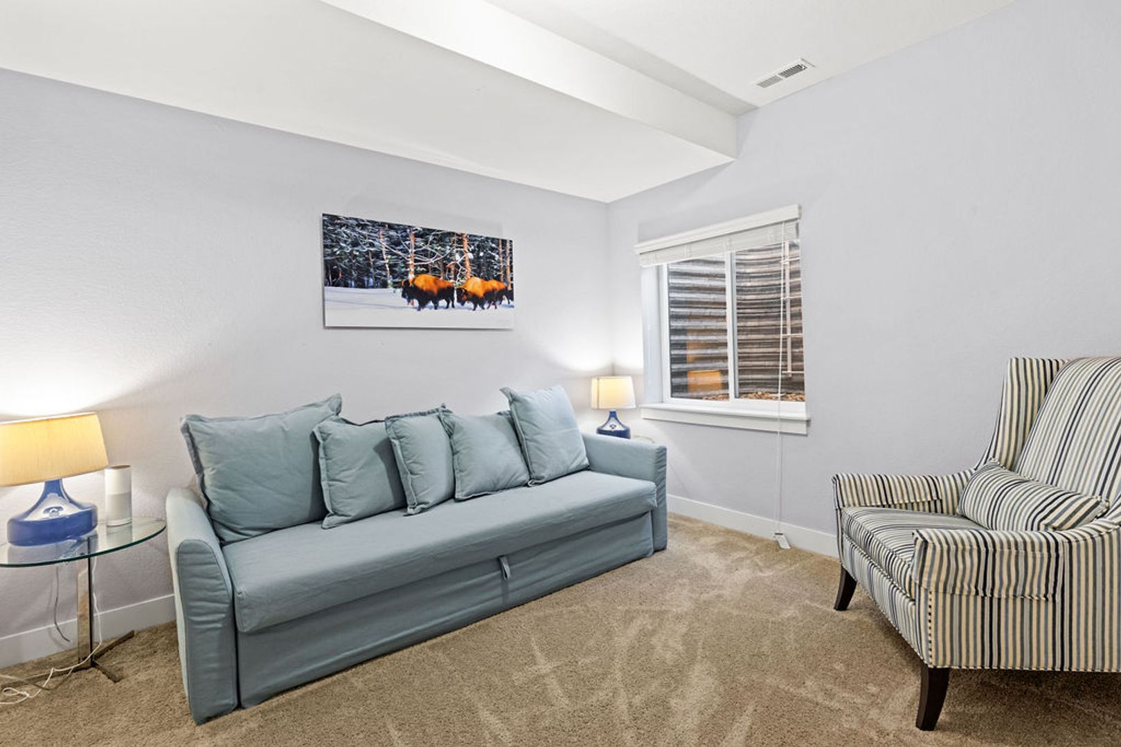 Building Photo - 799 Robert St