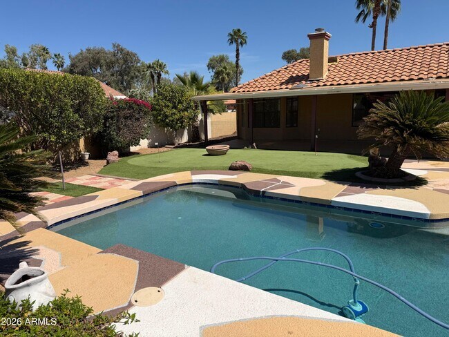 Building Photo - 15028 N 48th Way