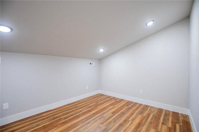 Building Photo - 1041 Seaborn Way