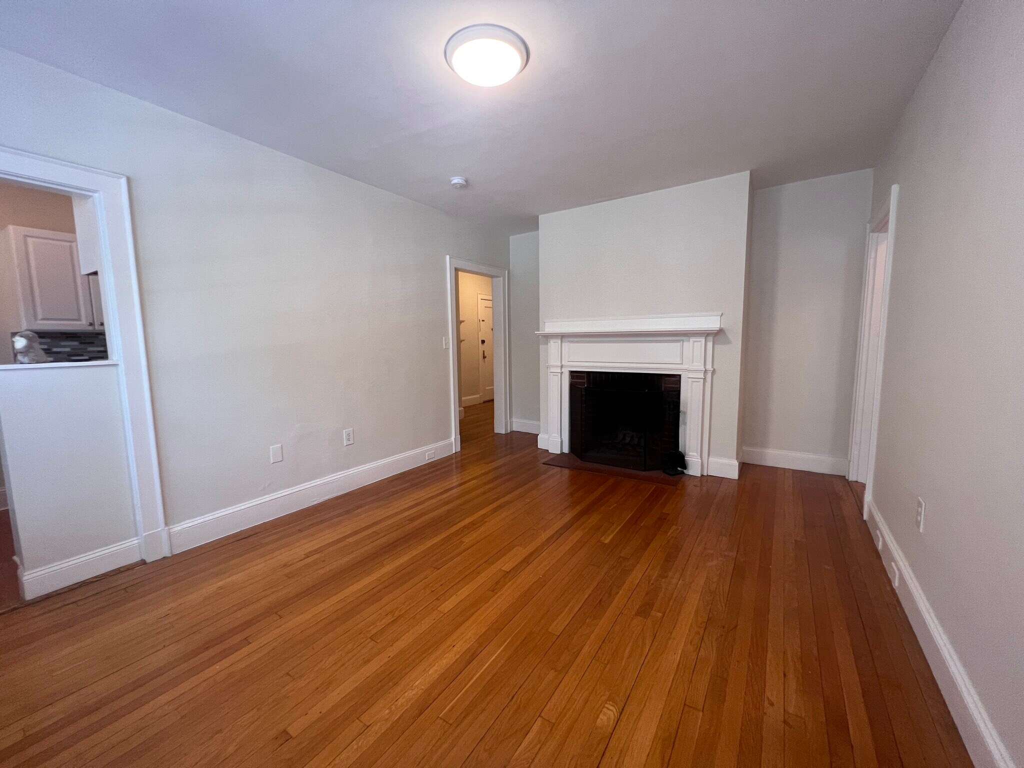 Building Photo - 346 Harvard St