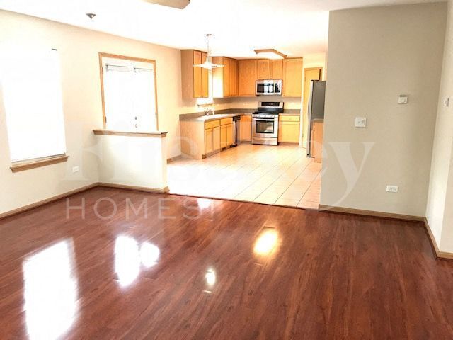 Building Photo - 7010 Paradise Cir