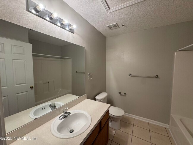 Building Photo - 6069 Maggies Cir
