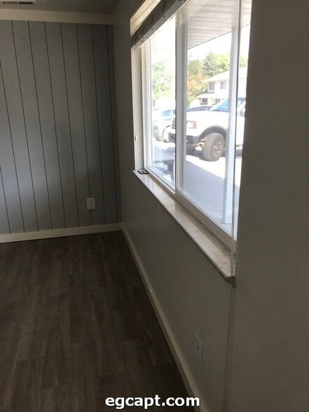 Building Photo - 1237 N 400 E