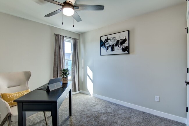 Building Photo - Brand New Luxury Townhomes: 3BR, 2.5Bath Altoona WI