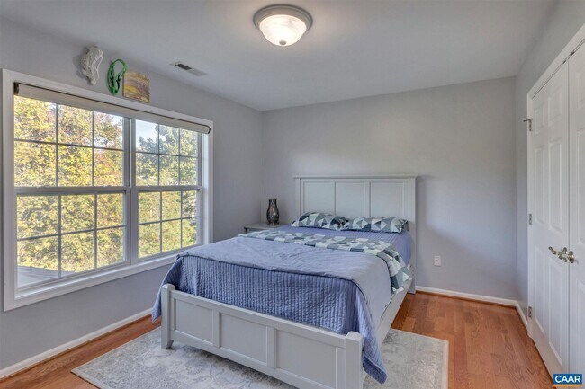 Building Photo - 373 Bayberry Way