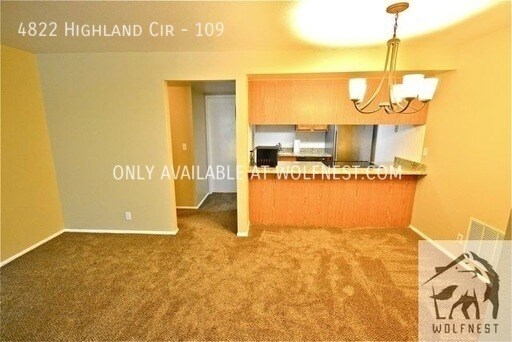Building Photo - No Deposit Option! Exclusive 2 Bedroom Hol...