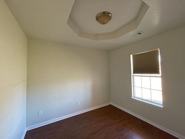 Building Photo - 4-Bedroom House for Rent in Killeen