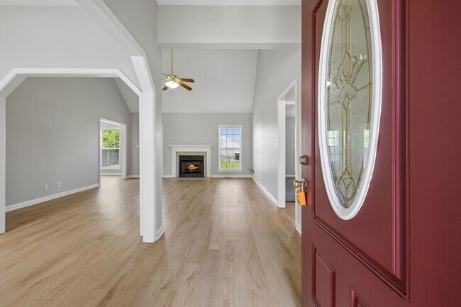 Building Photo - 3708 Kendra Ct N
