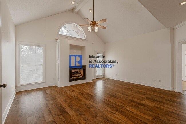 Building Photo - 3 Bed/2 Bath Home in Brandon