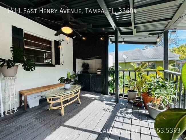 Building Photo - 1411 E Henry Ave