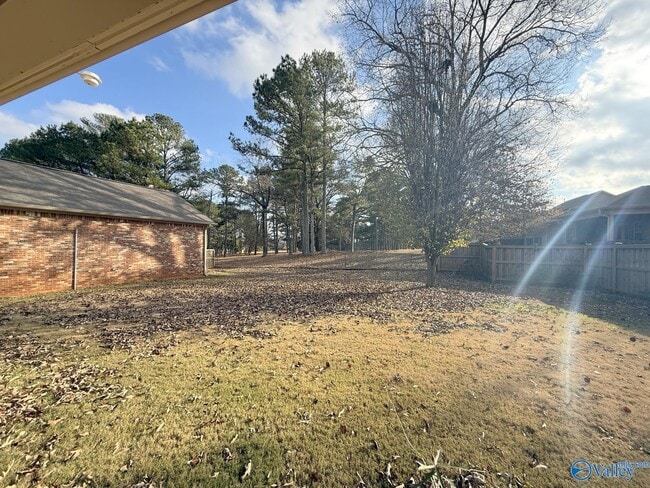 Building Photo - 118 Crystal Lake Dr