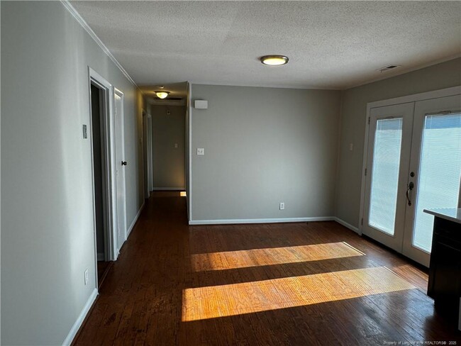 Building Photo - 3757 Colonial Cove