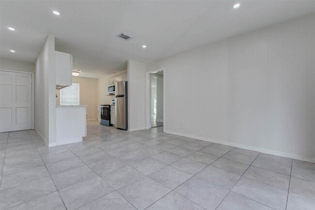 Building Photo - 7622 Williams St